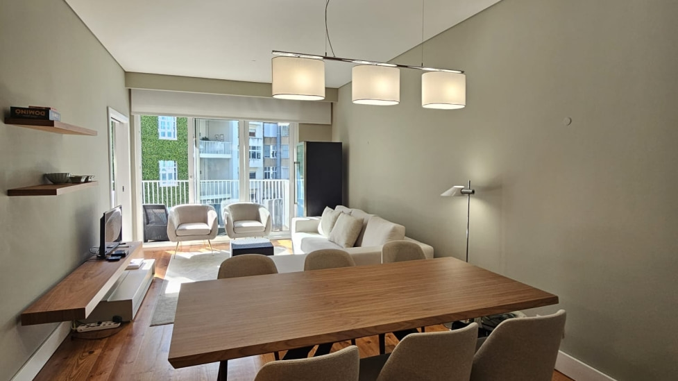 Arrendamento - Apartamento T2 na rua Andaluz