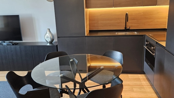Arrendamento - Apartamento T2 na rua Barata Salgueiro 1 (3)