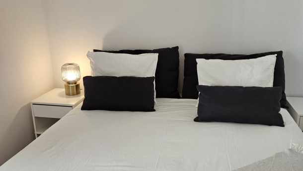 Arrendamento - Apartamento T2 na rua Barata Salgueiro 1 (10)