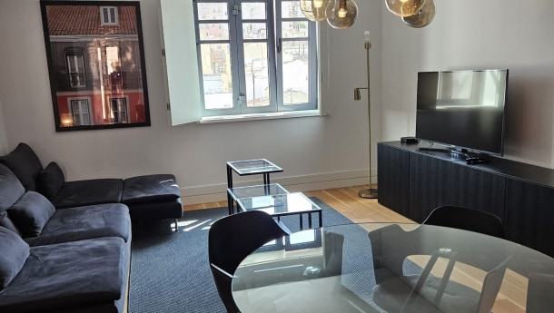 Arrendamento - Apartamento T2 na rua Barata Salgueiro 1 (5)