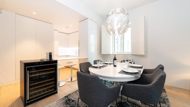 Arrendamento de Apartamento T2 na Avenida Luis Bivart 23 (1)