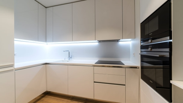 Arrendamento de Apartamento T2 na Avenida Luis Bivart 23 (23)
