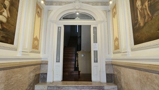 Arrendamento - Apartamento T4 na rua Viriato (1)