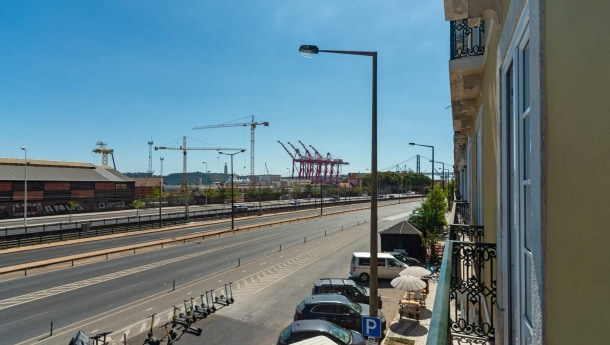 Arrendamento de Apartamento T2 na avenida 24 de Julho 86 (16)